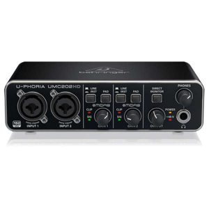 Behringer UMC202HD Interfaz de Audio USB Planet Music Beatnik Chile