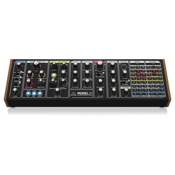 Behringer Model 15 Sintetizador Análogo Planet Music